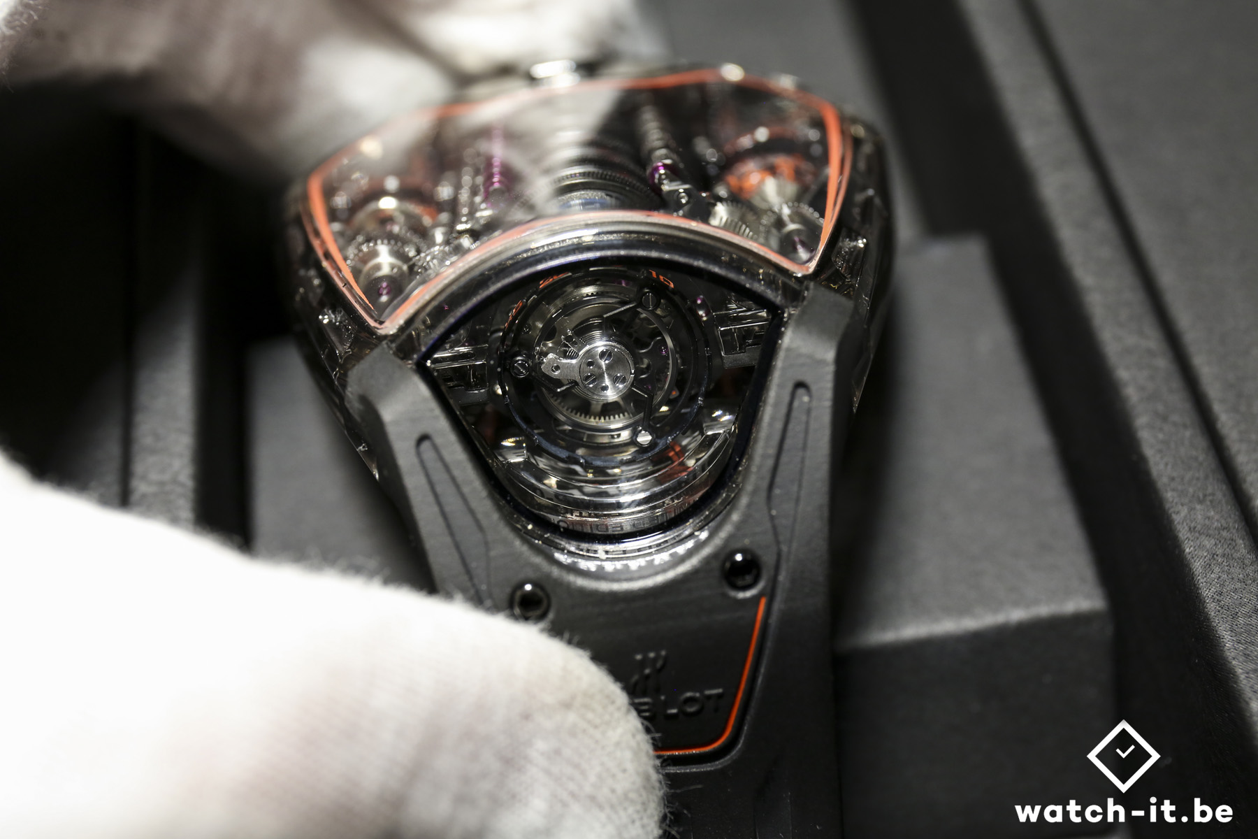 Hublot MP 05 LaFerrari Saphir Watch it.be